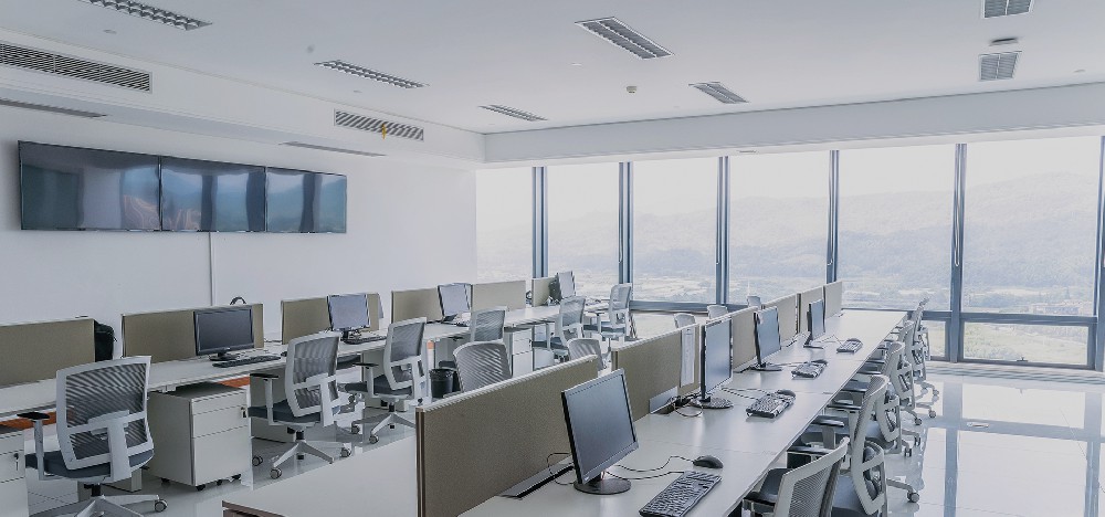 深圳線條燈生產(chǎn)廠家教你如何延長線條燈壽命的方法?